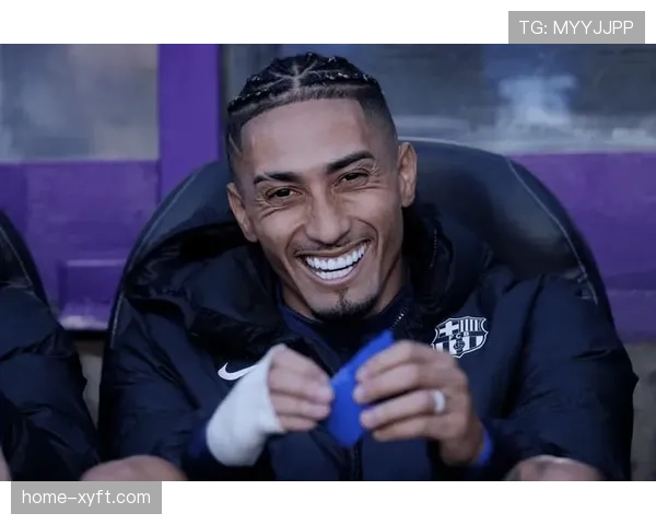 拉菲尼亚造点加命中 巴西边锋成巴萨关键先生